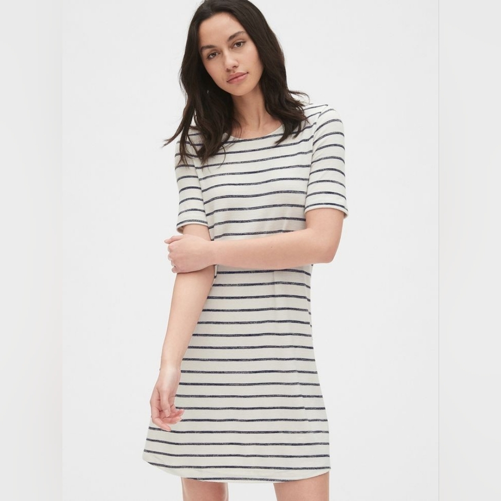 GAP Shirt Dress Softspun Swing Black‎ White Stripe Short Sleeve Small